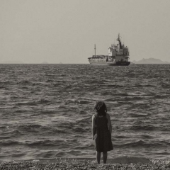 Don´t leave me again...